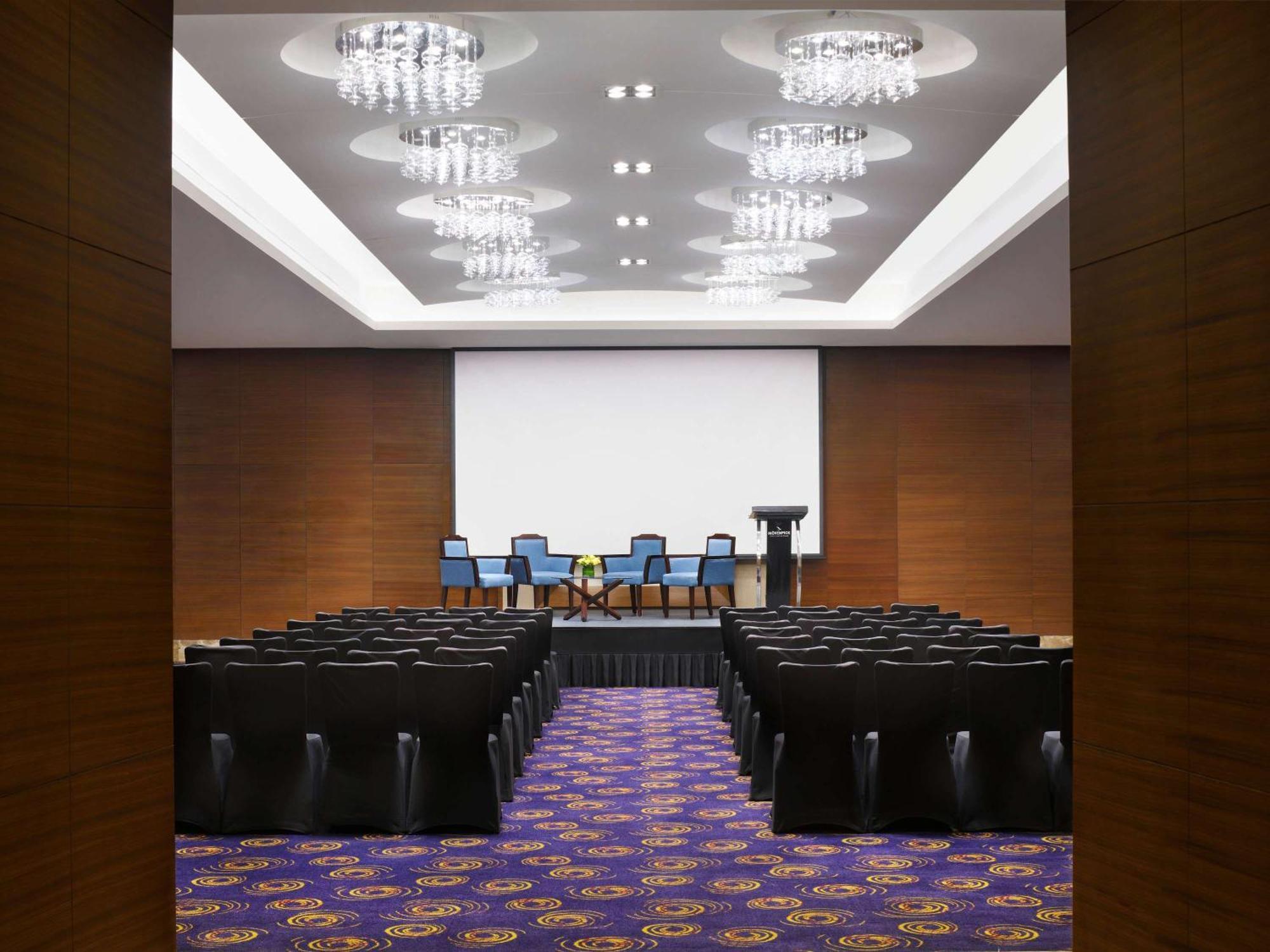 Moevenpick Hotel Jumeirah Beach Dubai Esterno foto The ballroom