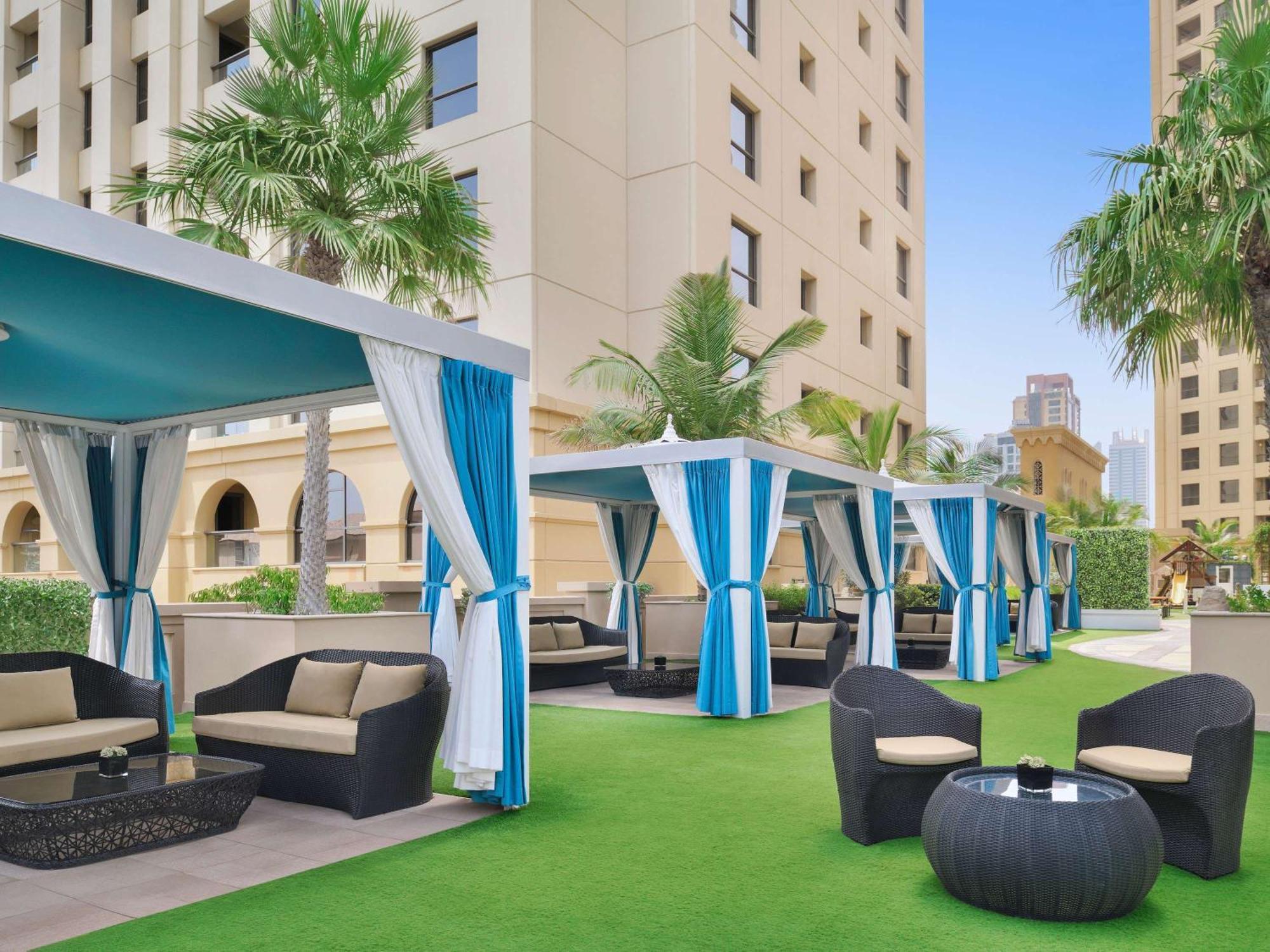Moevenpick Hotel Jumeirah Beach Dubai Esterno foto The Westin Dubai