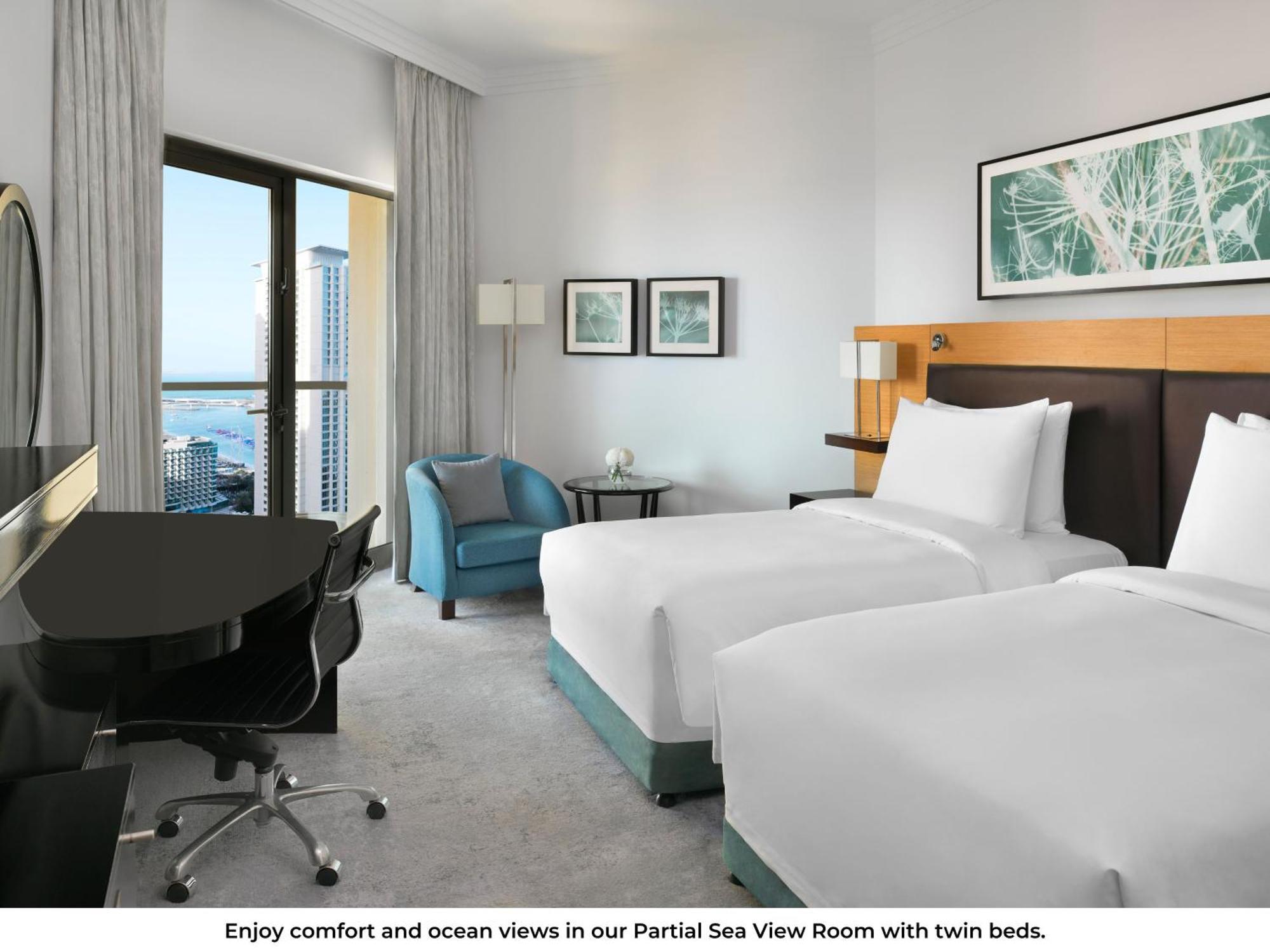Moevenpick Hotel Jumeirah Beach Dubai Esterno foto Partial Sea View Room